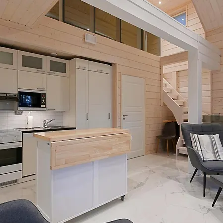 Northern Highlight * Levi